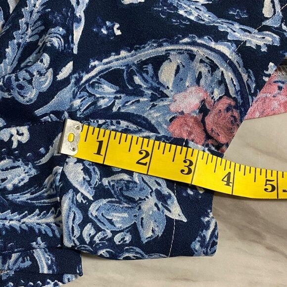 Torrid Navy Pink Paisley Pull-On Flowy Shorts Size 3X - Picture 10 of 12